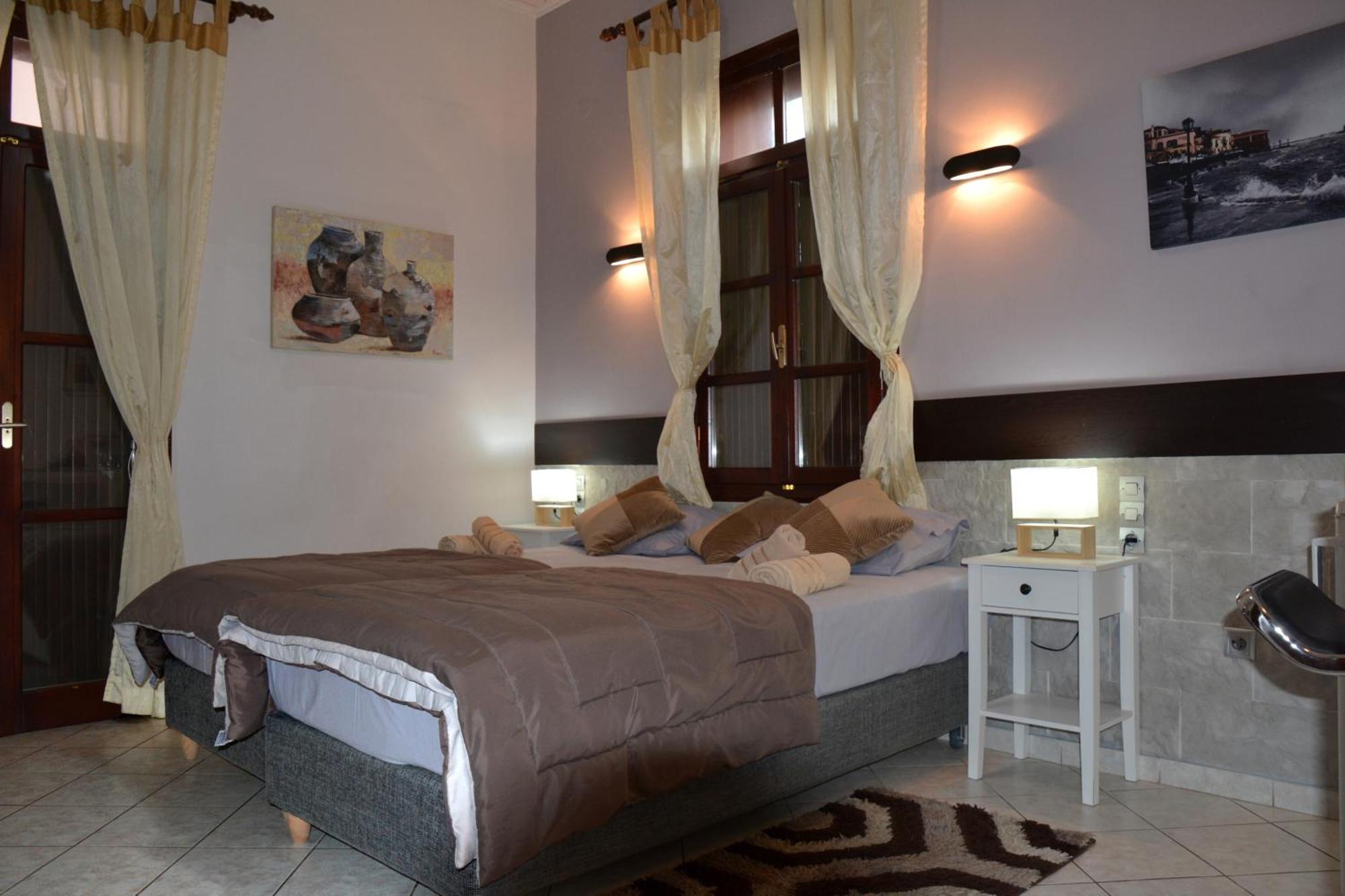 Enetiko Rooms La Canea Esterno foto