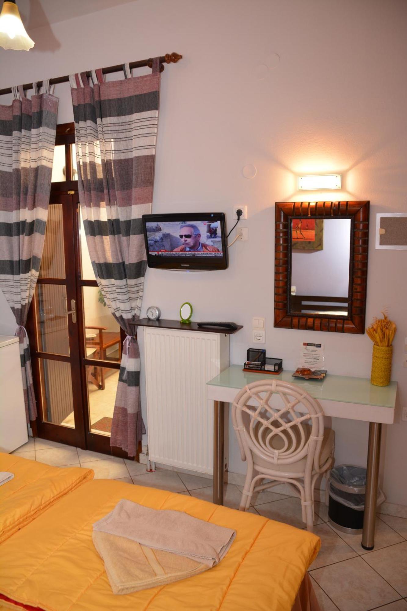 Enetiko Rooms La Canea Esterno foto