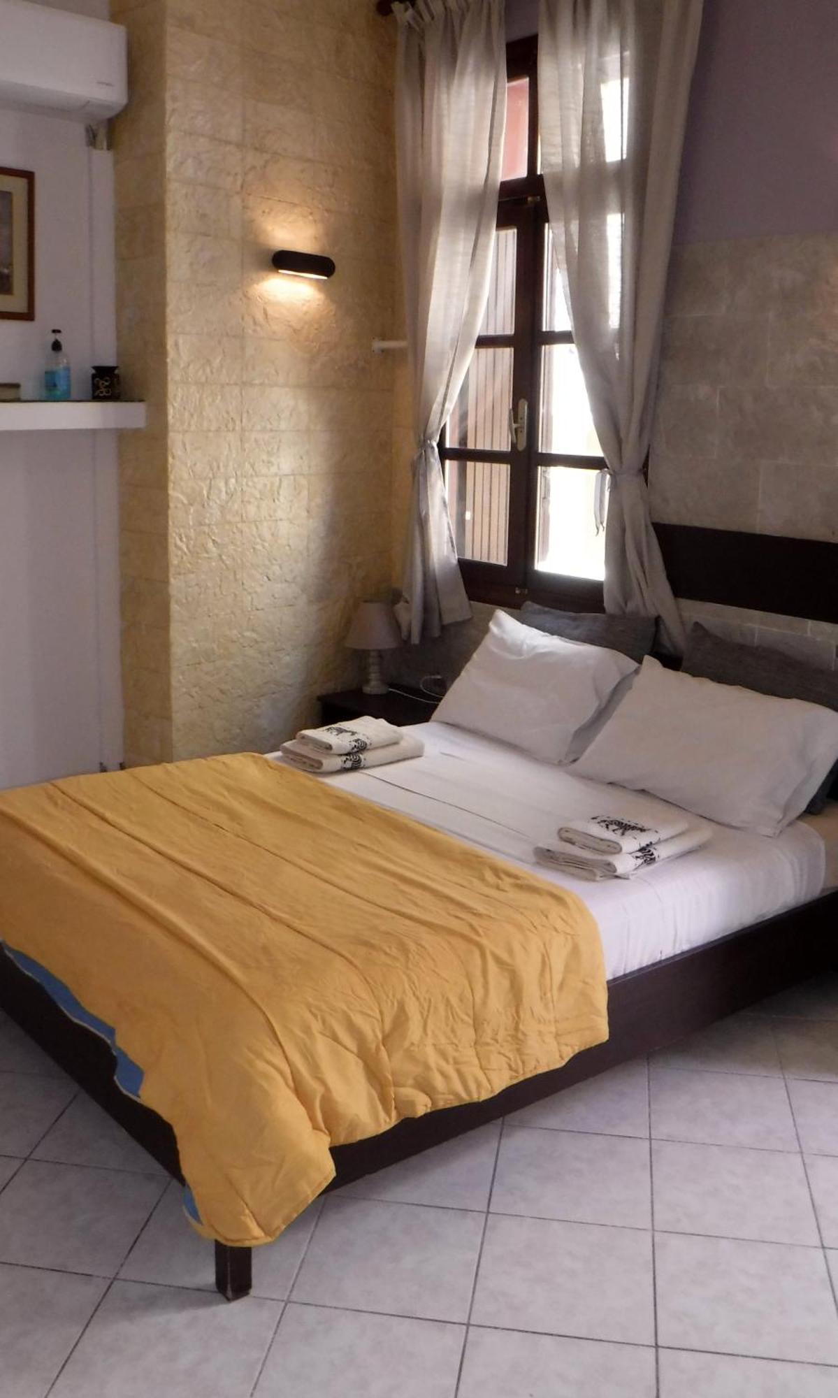 Enetiko Rooms La Canea Esterno foto